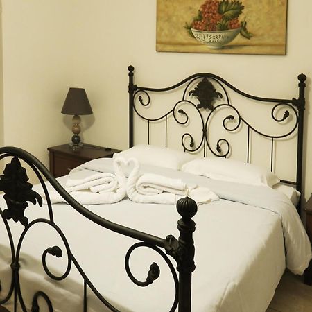 Kallisti Apartments Szkiáthosz Szoba fotó