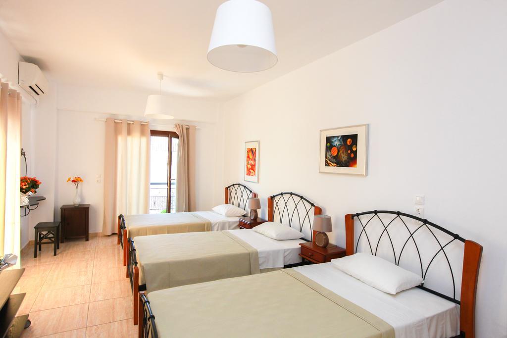Kallisti Apartments Szkiáthosz Szoba fotó