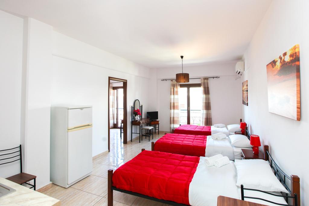 Kallisti Apartments Szkiáthosz Szoba fotó